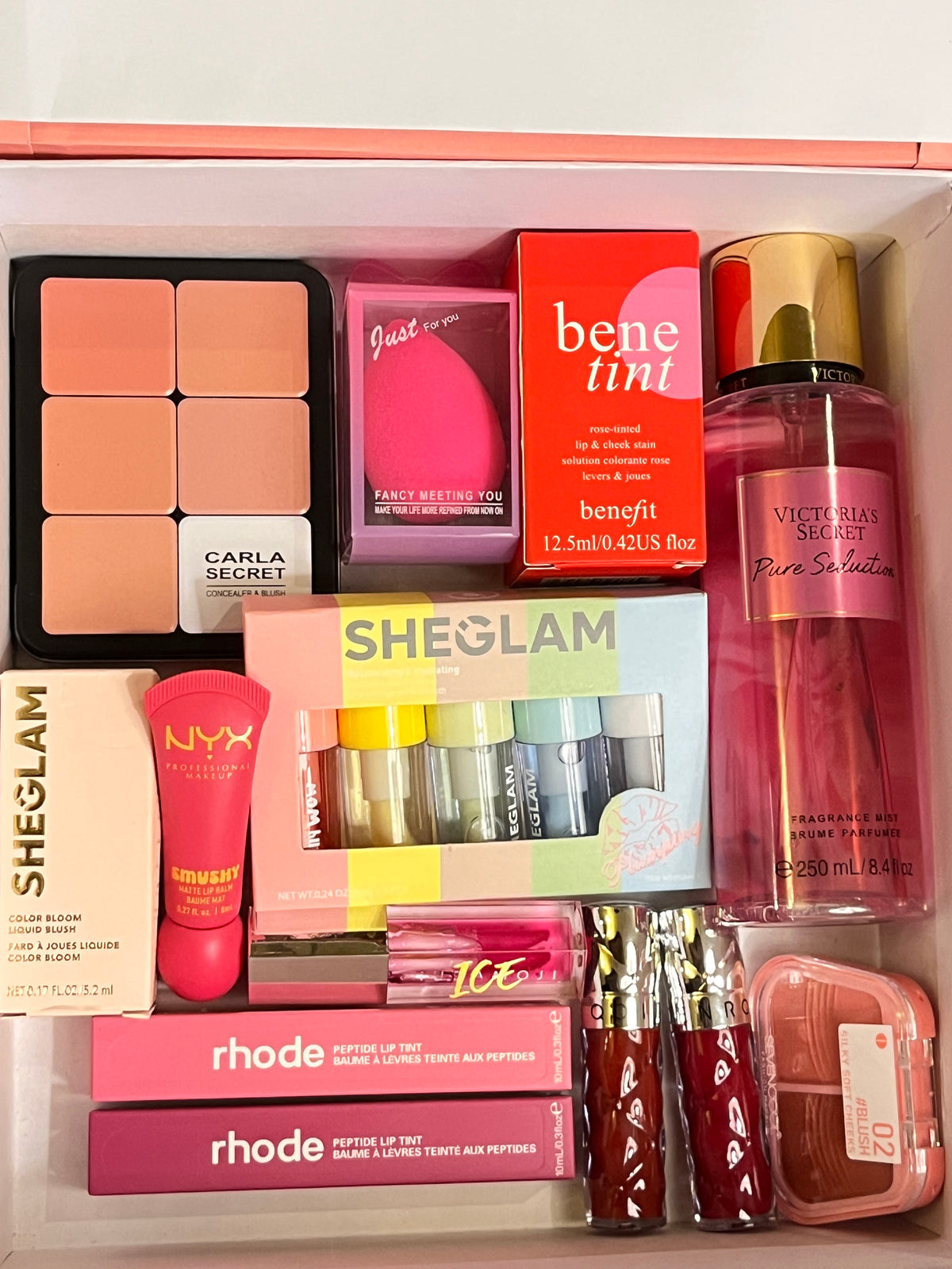 Massive makeup box (includes all essentials)